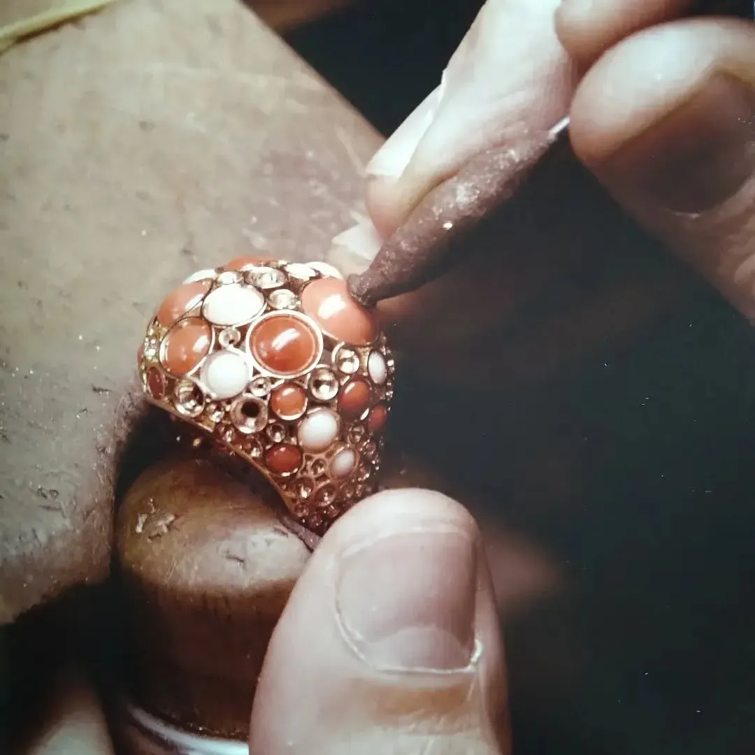 Images JURIE 本店（ジュリエ）｜㈱樹梨絵