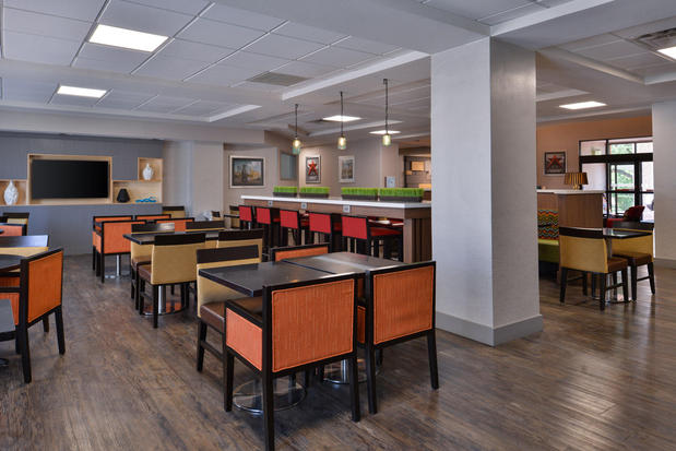 Images Holiday Inn Express & Suites Austin North Central by IHG