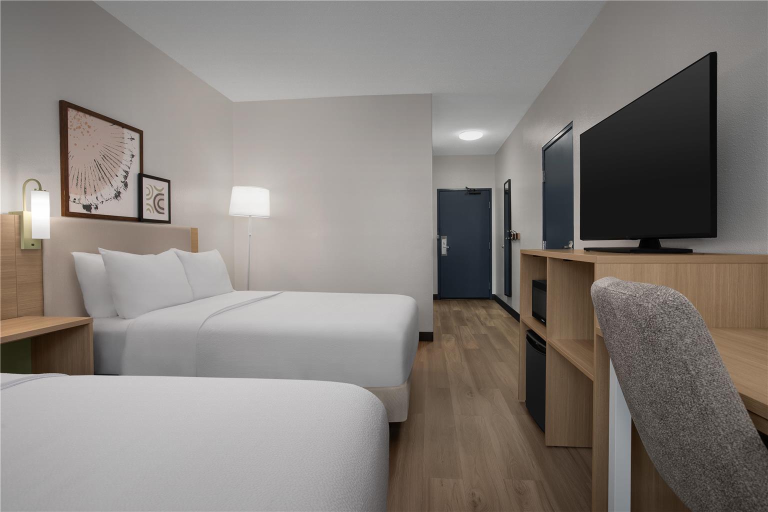 Guest room
