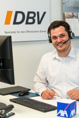Daniel Koltzk -  AXA Versicherung Nils Wirth - Kfz Versicherung in  Rellingen