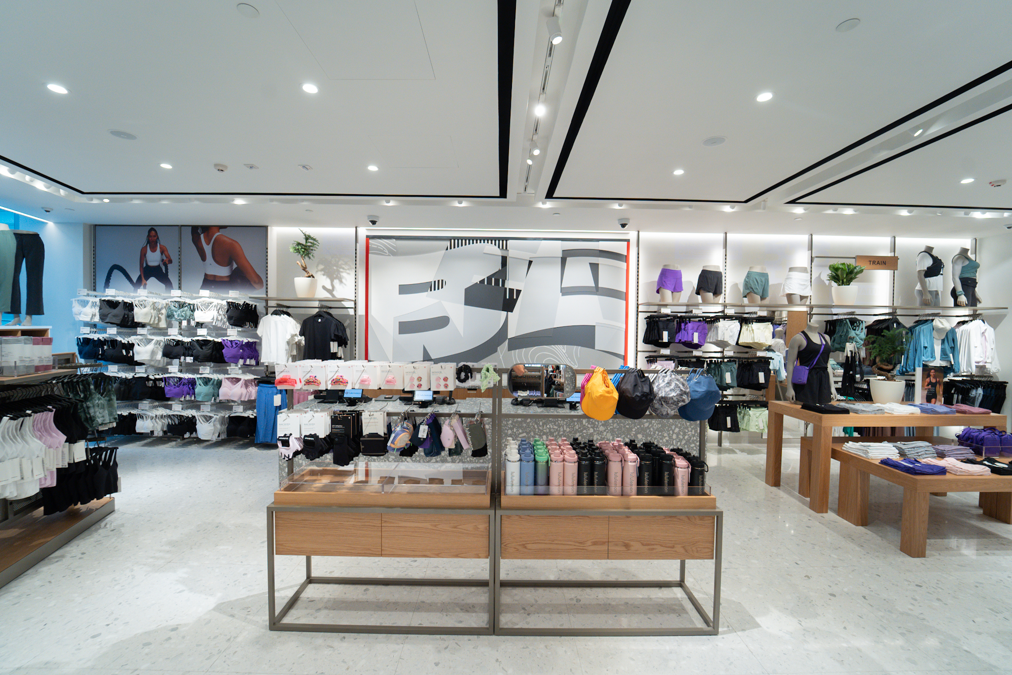 lululemon IFC