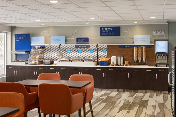 Images Holiday Inn Express & Suites Colorado Springs Central by IHG