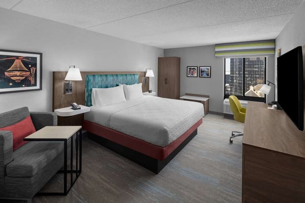 Images Hampton Inn Cleveland-Downtown