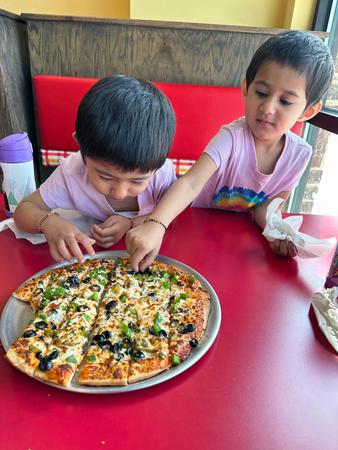 Images Johnny's Pizza House
