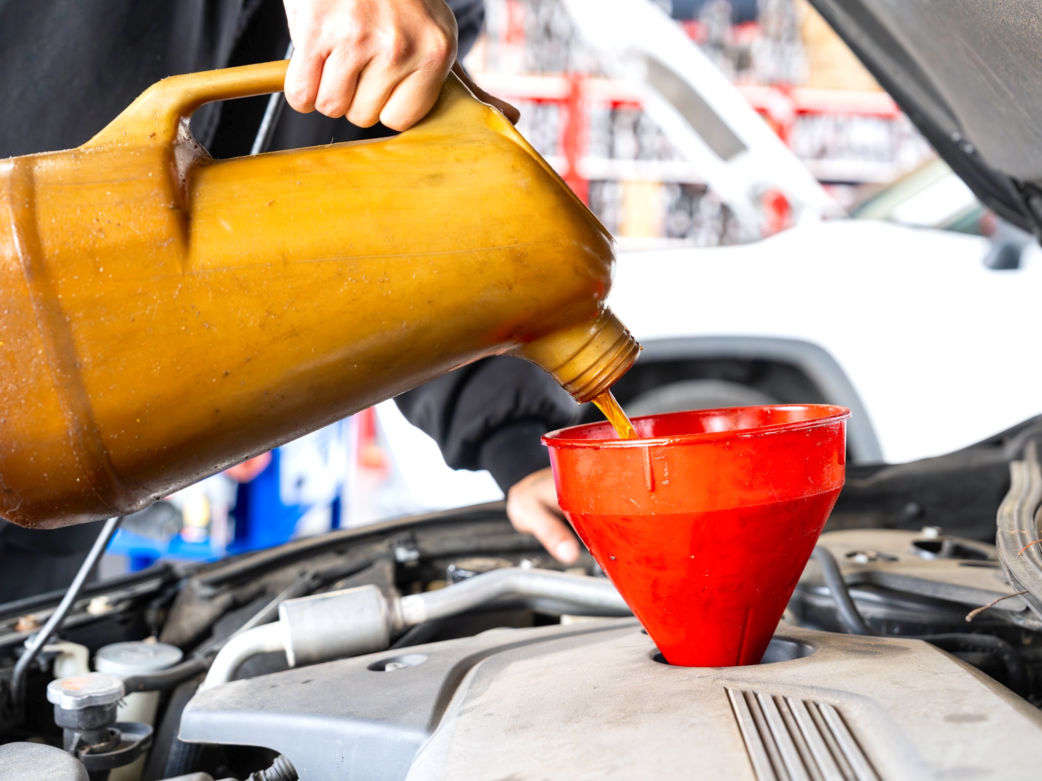 Strickland Brothers 10 Minute Oil Change Image