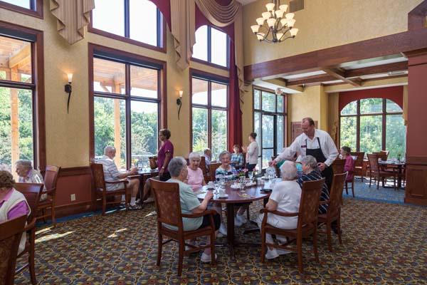 Our highly trained and compassionate staff at Eagan Pointe Senior Living provides fantastic living arrangements and unbeatable amenities tailored to our residents evolving needs.