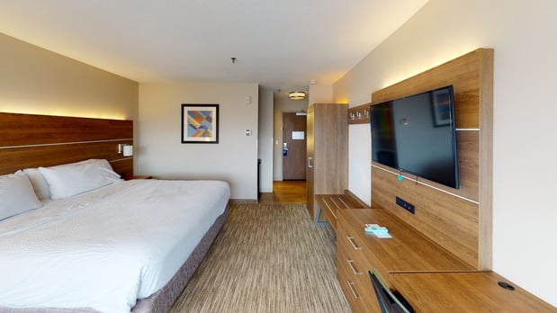 Images Holiday Inn Express South Burlington by IHG