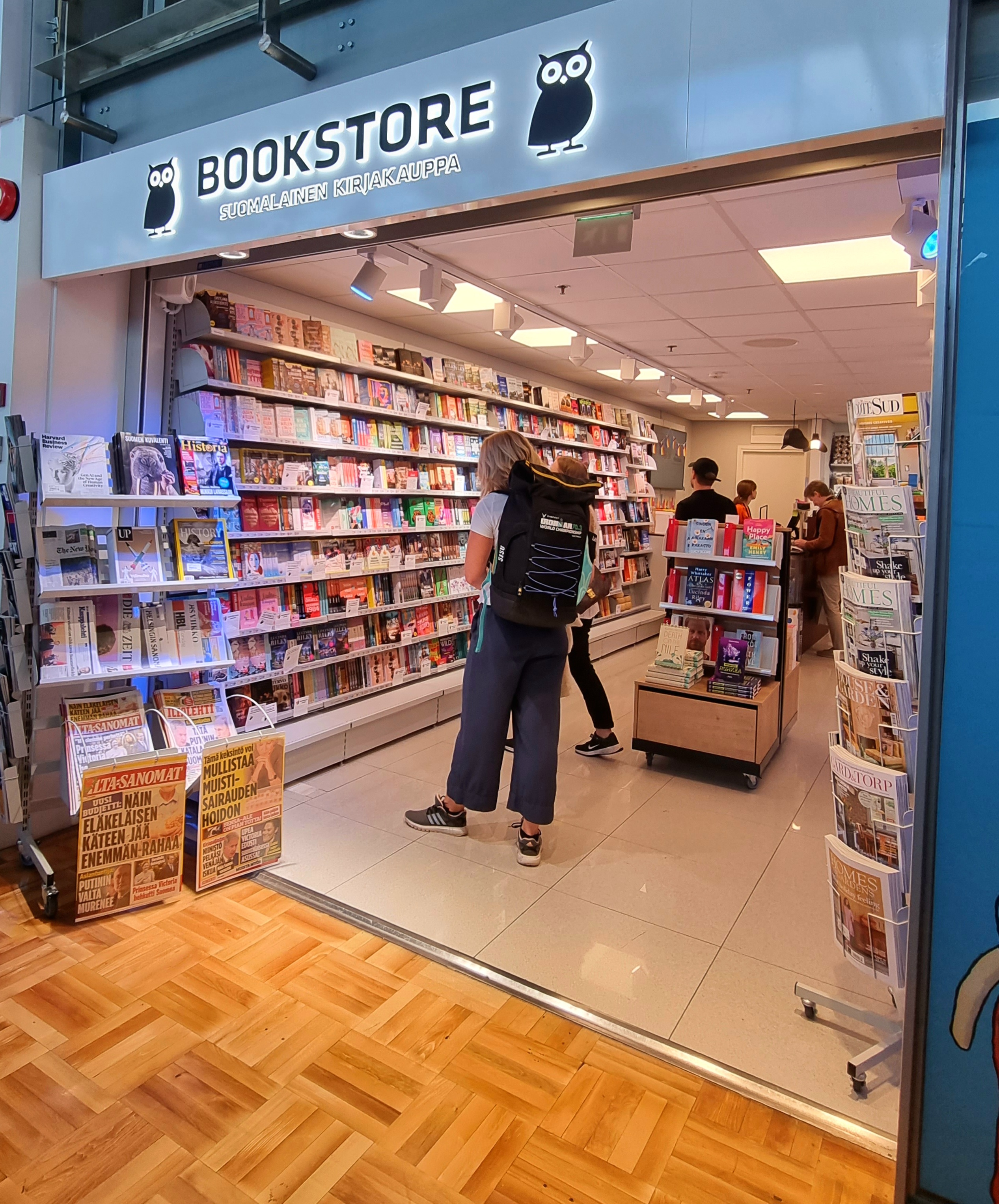 Images Suomalainen Kirjakauppa Vantaa Lentoasema Portti 29