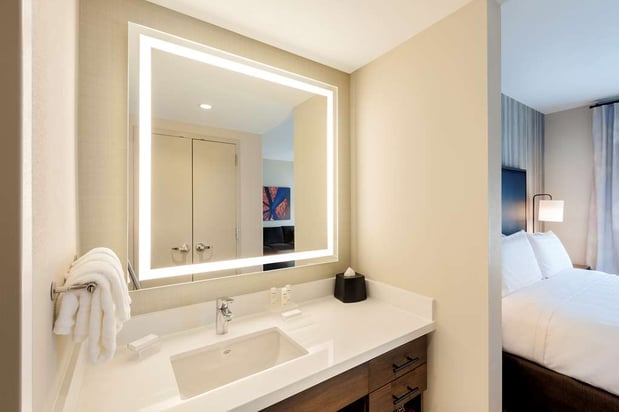 Images Homewood Suites by Hilton Louisville Downtown