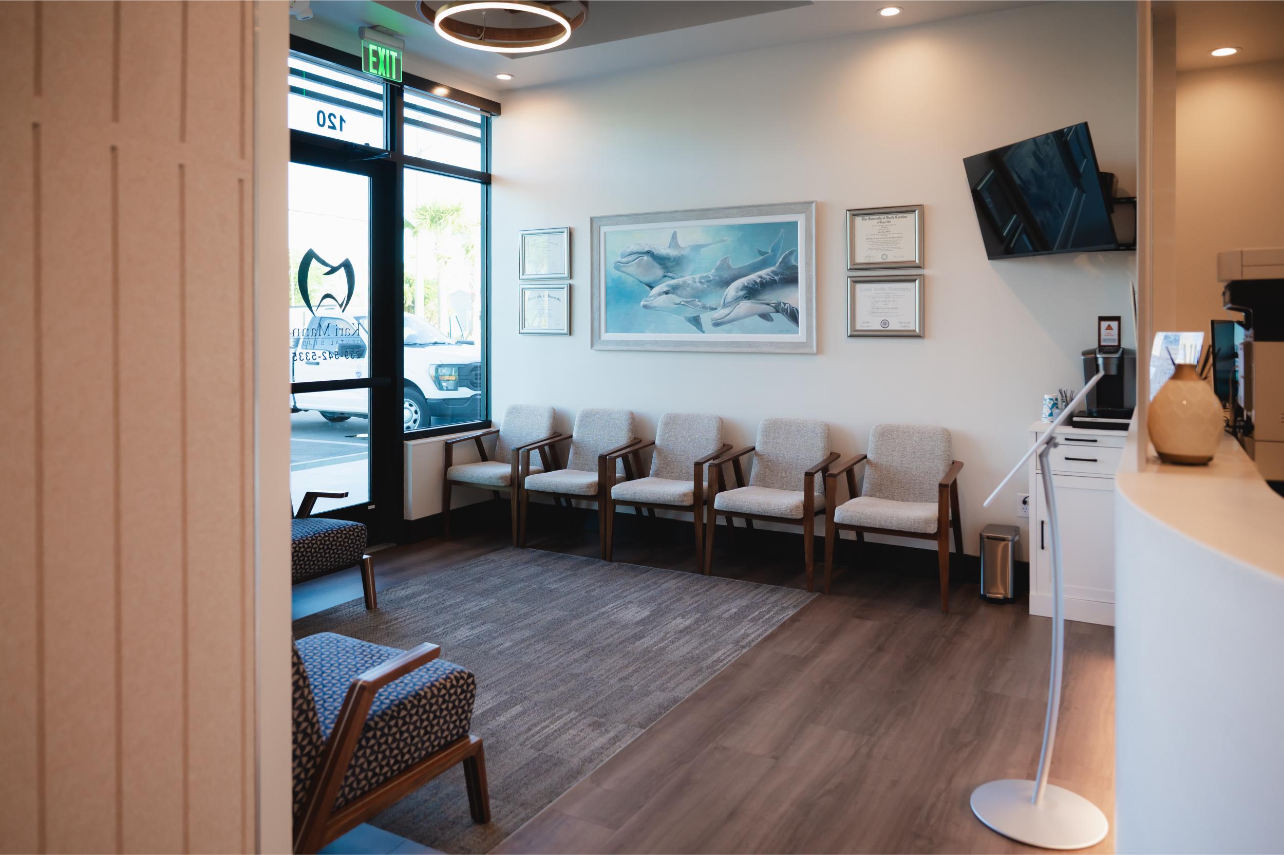 Kari Mann Dental Studio: Advanced Dental Implants, Family & Cosmetic Dentistry