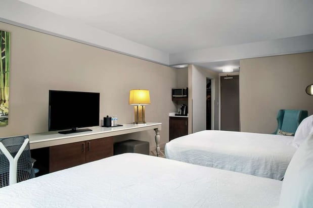 Images Hilton Garden Inn Mobile Downtown