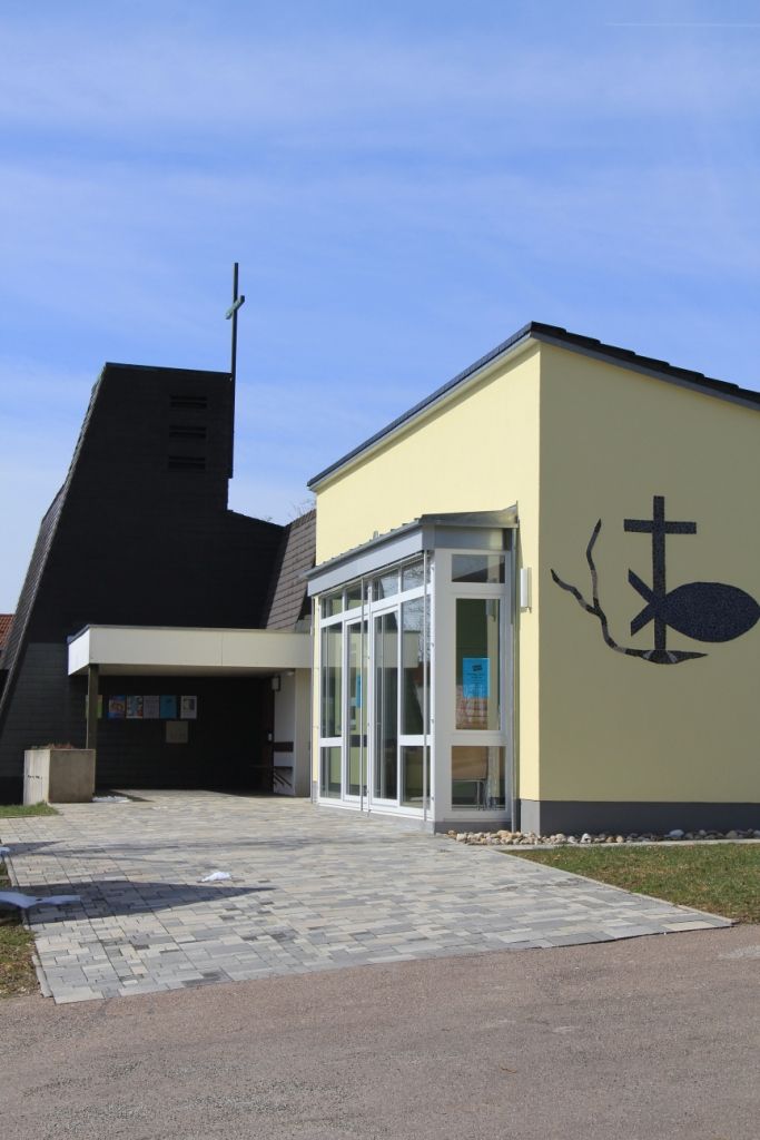 Friedenskirche Buhlbronn - Evangelische Kirchengemeinde Schornbach, Steinbühlstraße 15 in Schorndorf-Buhlbronn