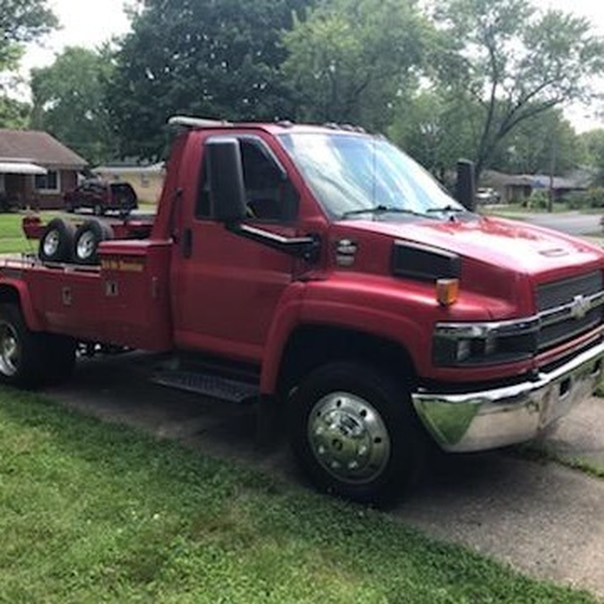 Alpha King Towing Logo