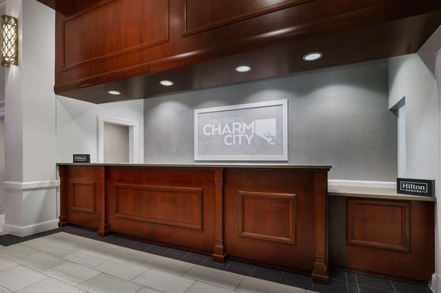 Images Hampton Inn & Suites Baltimore Inner Harbor