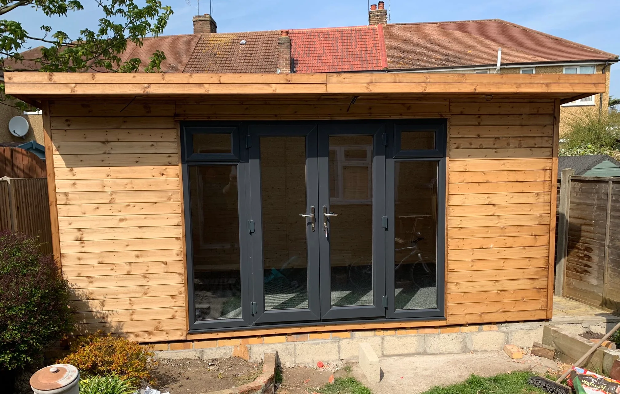 Images Herts Garden Buildings