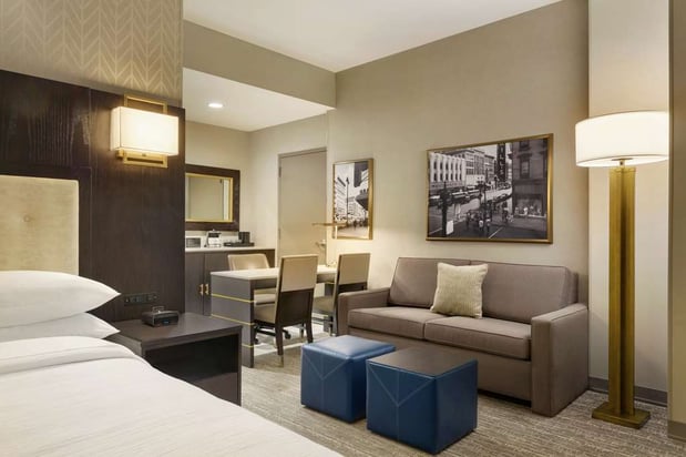 Images Embassy Suites by Hilton Syracuse Destiny USA