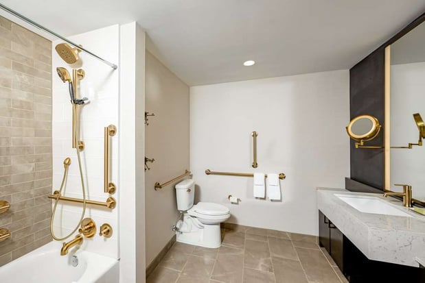 Images Hotel Fort Des Moines, Curio Collection by Hilton