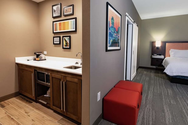 Images Hampton Inn & Suites Columbia Killian Road