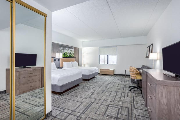 Images Holiday Inn Lafayette-City Centre by IHG