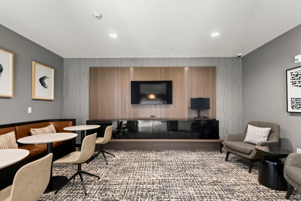 Images Holiday Inn Gonzales by IHG