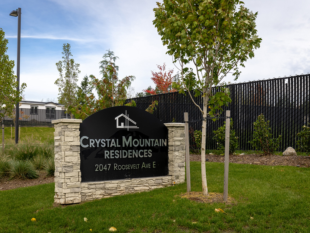 Quiet senior communities in Enumclaw WA
