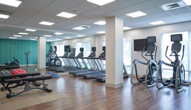Images Holiday Inn Express & Suites Doral - Miami by IHG