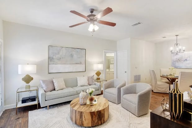 Images Summit of Shreveport Apartment Homes
