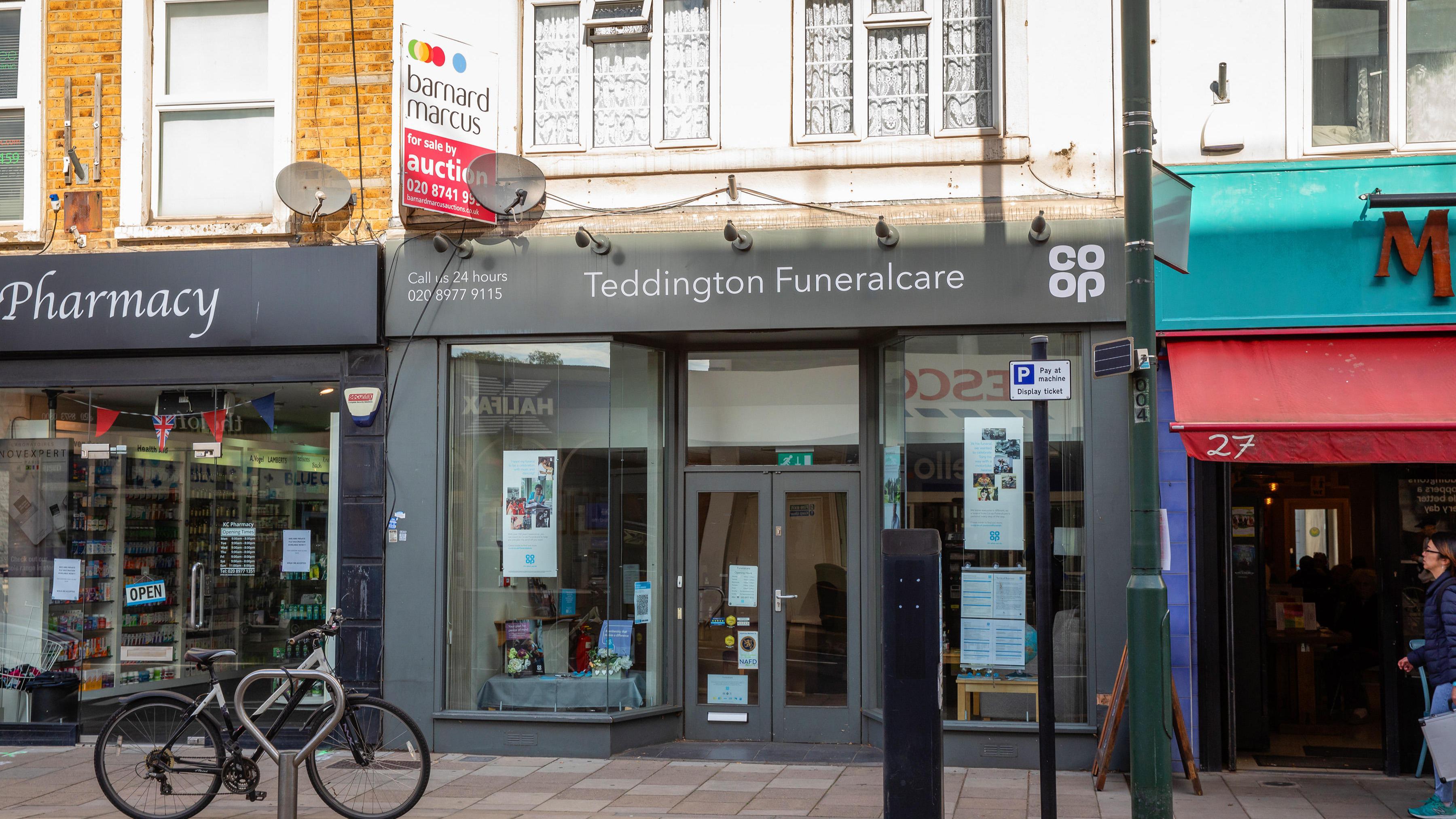Images Teddington Funeralcare