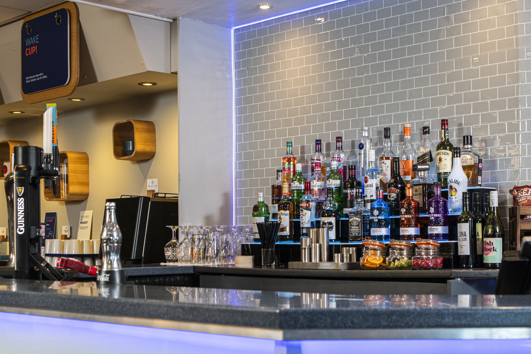 Images Holiday Inn Express Perth by IHG