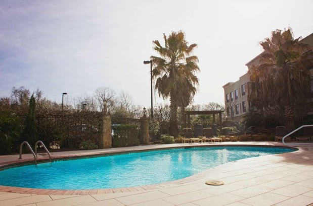 Images Hampton Inn & Suites College Station/US 6-East Bypass