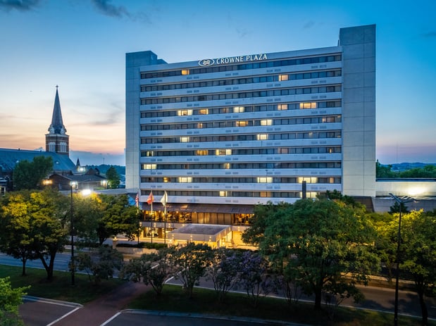 Images Crowne Plaza Knoxville Downtown University by IHG