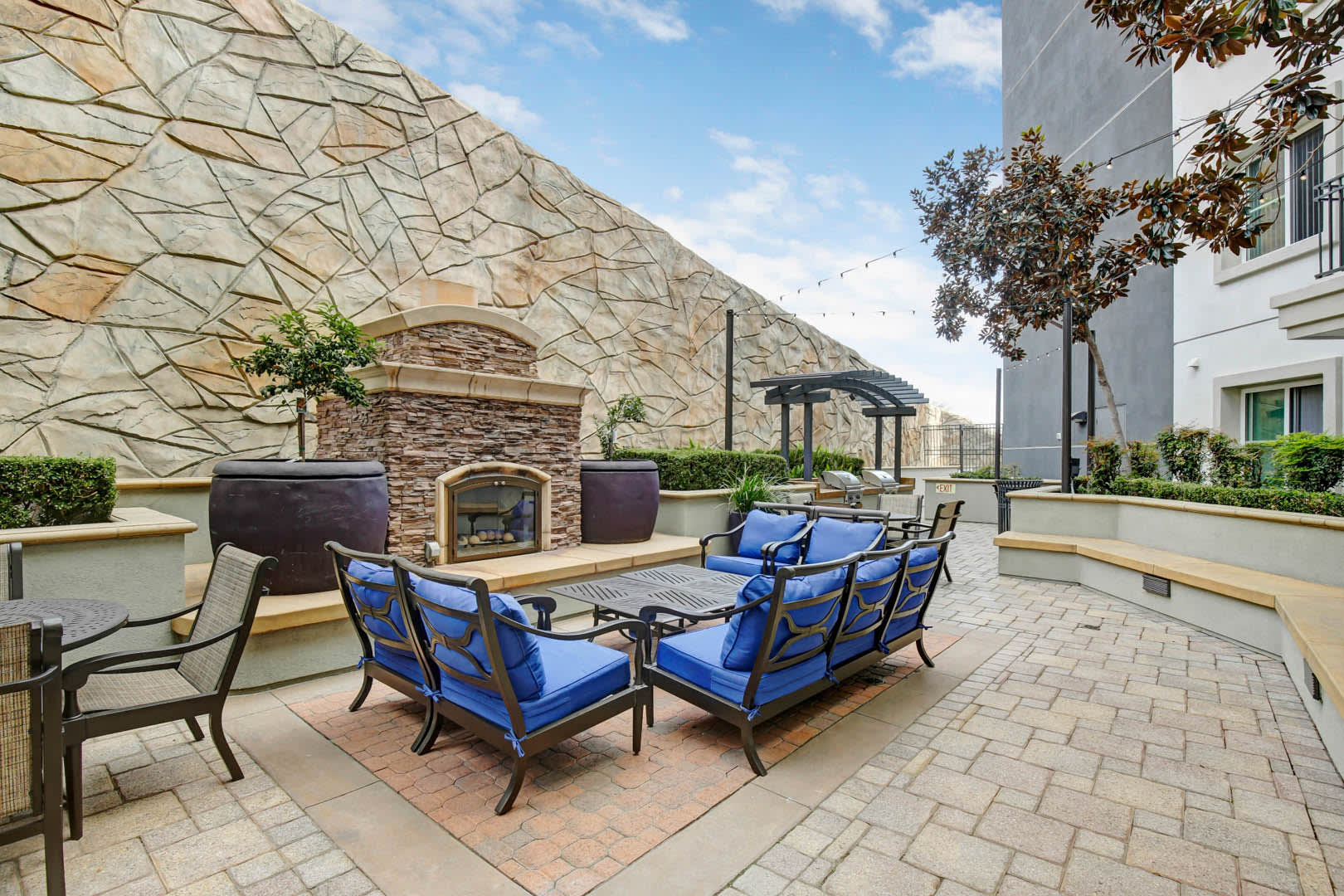 Outdoor Lounge