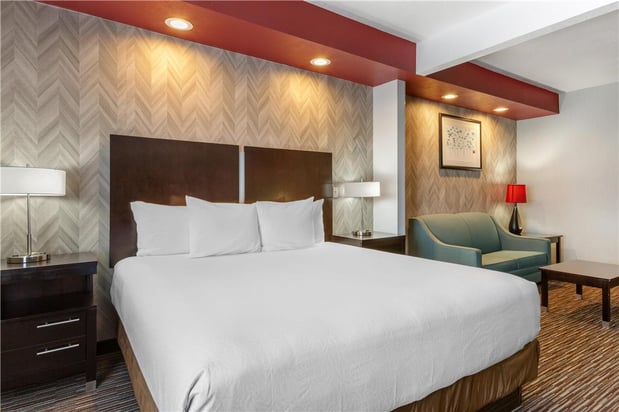 Images Best Western Plus Gallup Inn & Suites