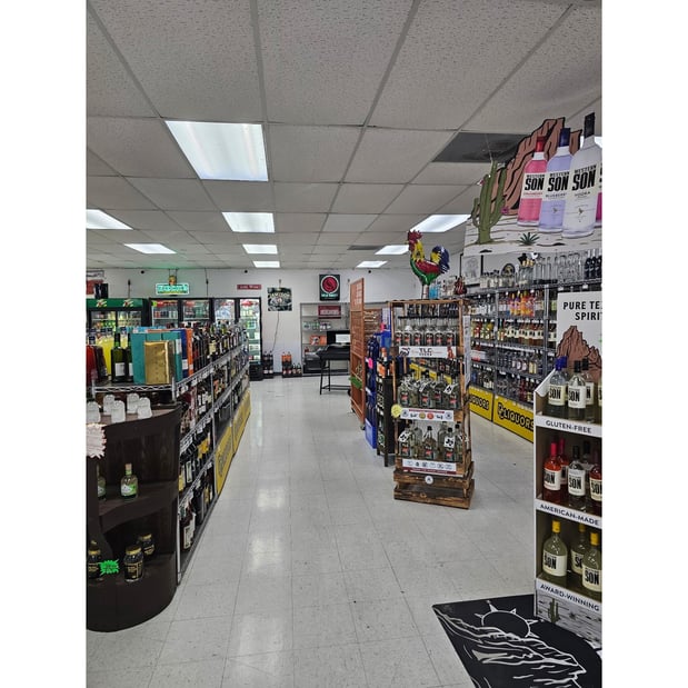 Images DC Liquors - Thousand Oaks