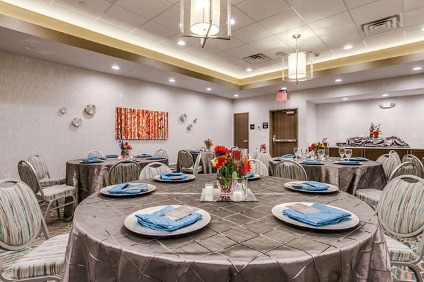 Images Hampton Inn & Suites North Dallas Central Expy