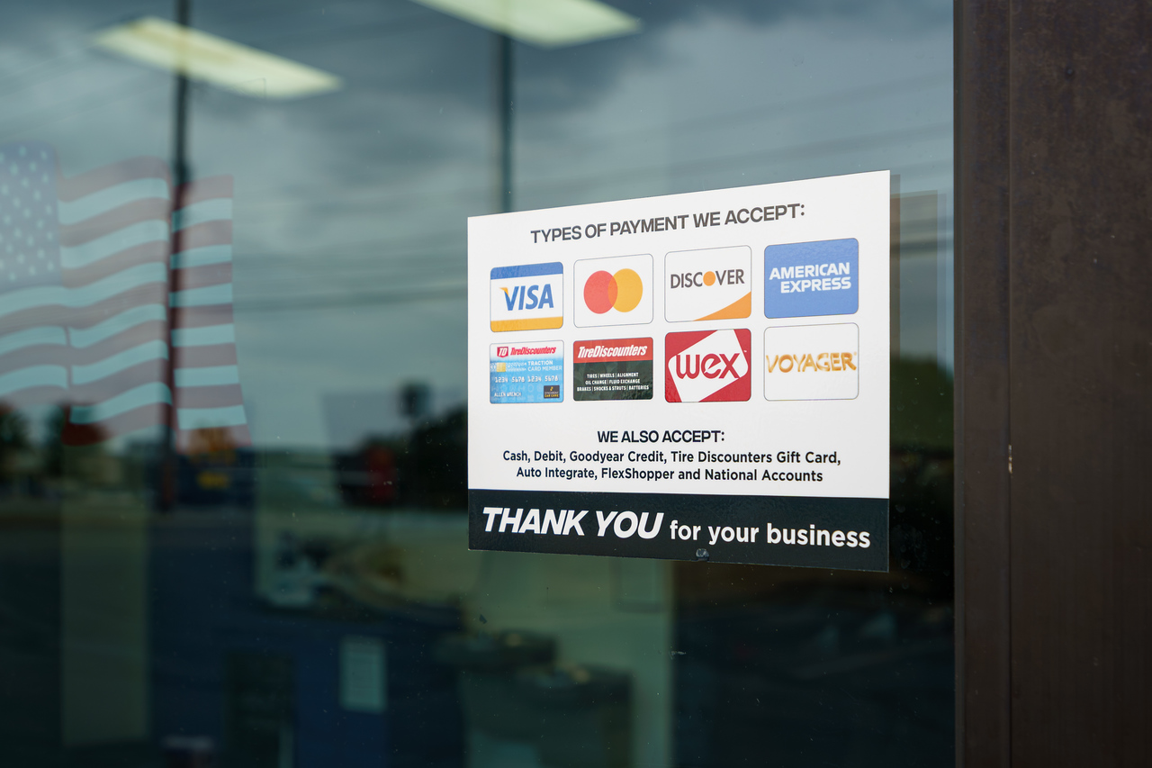 Tire Discounters on 3701 S Hamilton Rd in Groveport