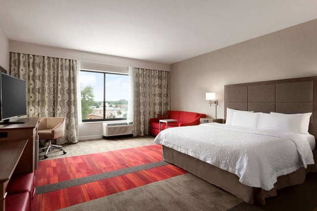 Images Hampton Inn North Olmsted Cleveland Airport