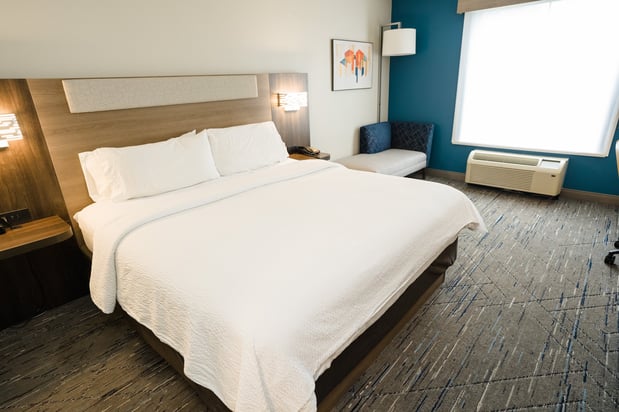 Images Holiday Inn Express & Suites Kodak East-Sevierville by IHG