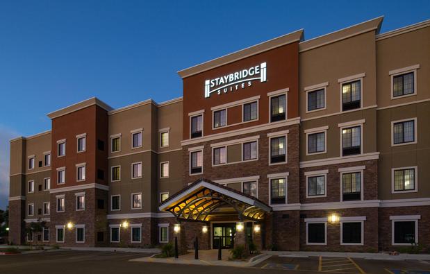Images Staybridge Suites Phoenix – Biltmore Area by IHG