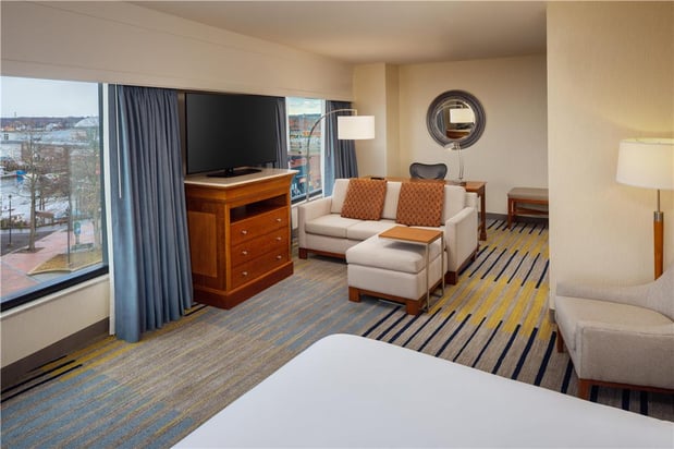 Images Hilton Garden Inn Portland Downtown Waterfront