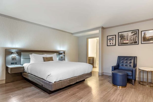 Images Best Western Plus Executive Suites