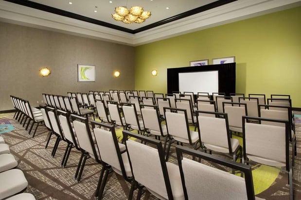 Images Hilton Garden Inn College Station