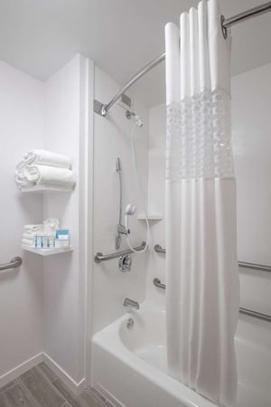 Images Hampton Inn Waterville