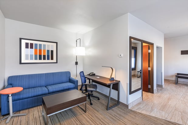 Images Holiday Inn Express & Suites Guymon by IHG