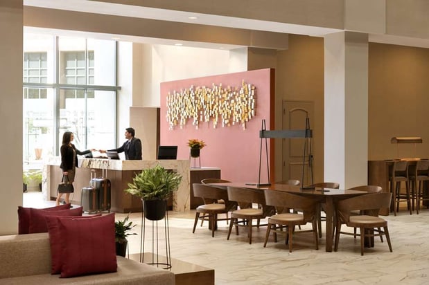 Images Embassy Suites by Hilton Phoenix Downtown North