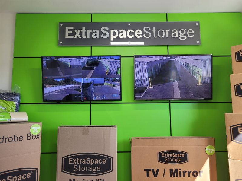 Security Screens - Extra Space Storage at 5051 Perry Ave, Sacramento, CA 95820