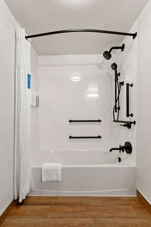 Images Hampton Inn & Suites Lake George