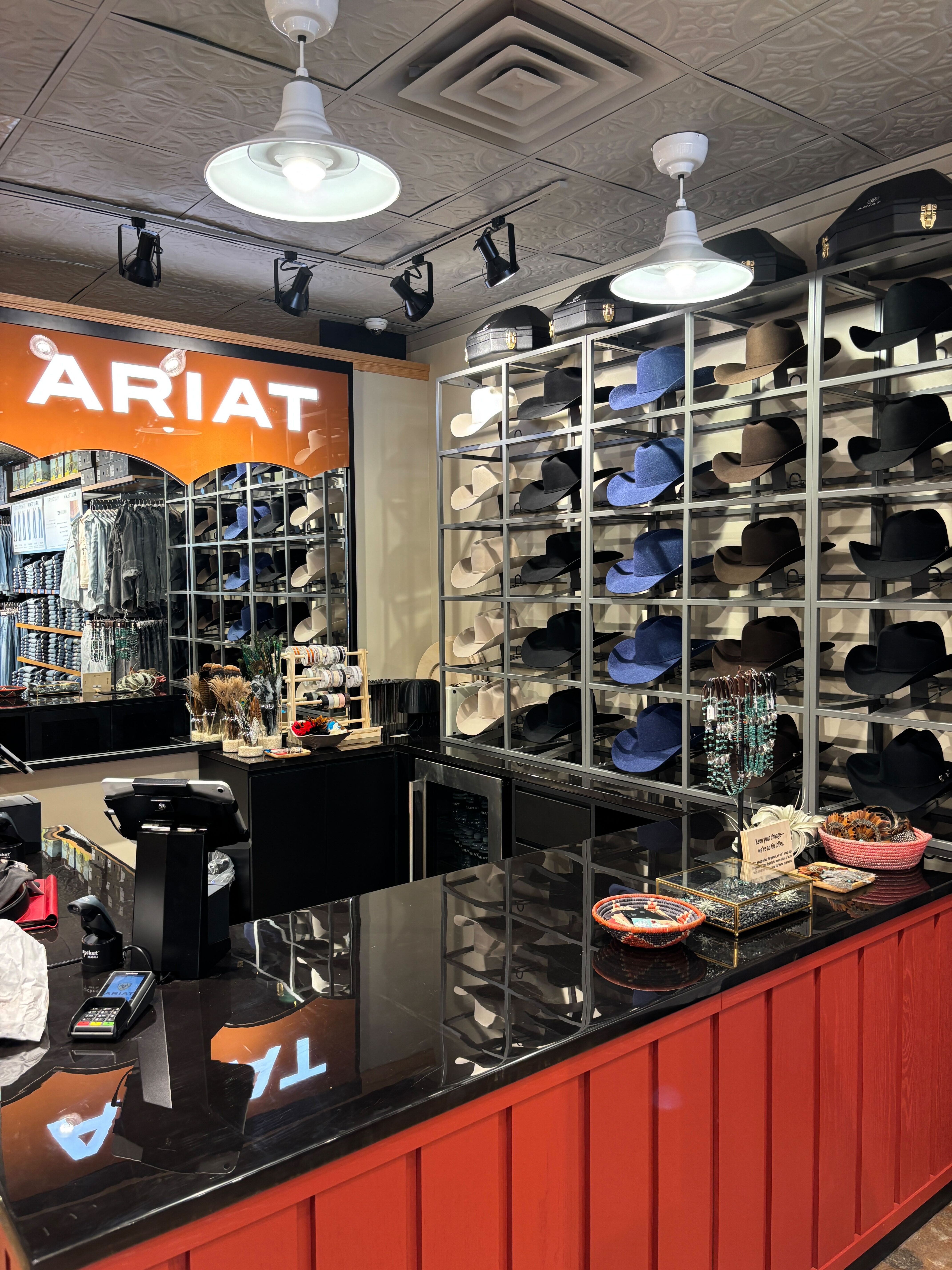 Ariat Image