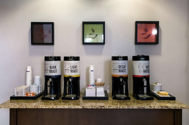 Images Hampton Inn & Suites Wilmington Christiana