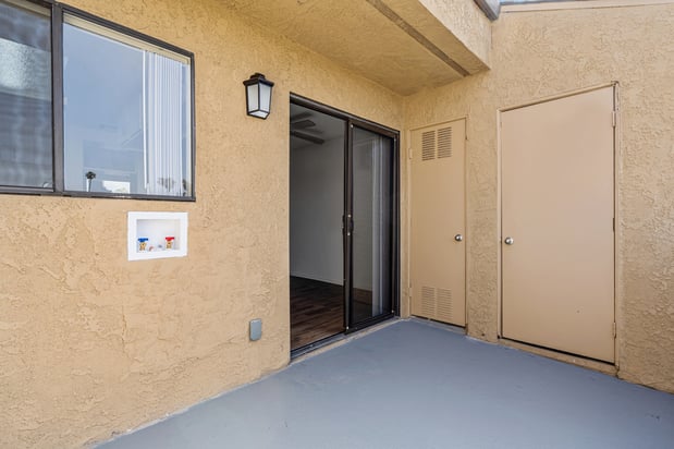 Images Highland Meadows Apartments